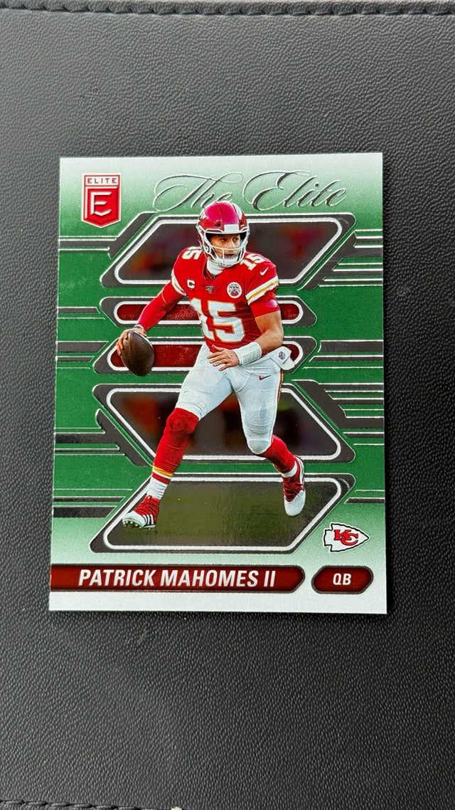 2024 Donruss Elite - The Elite Green | Patrick Mahomes II