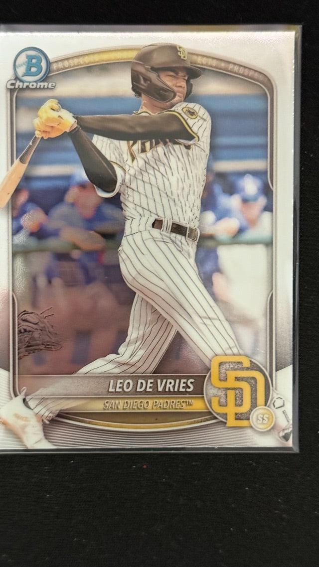 2025 Bowman Chrome Prospects | Leo De Vries