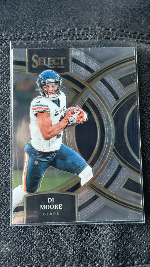 2023 Prizm Panini Select - Red and Yellow Prizms Die Cuts | DJ Moore