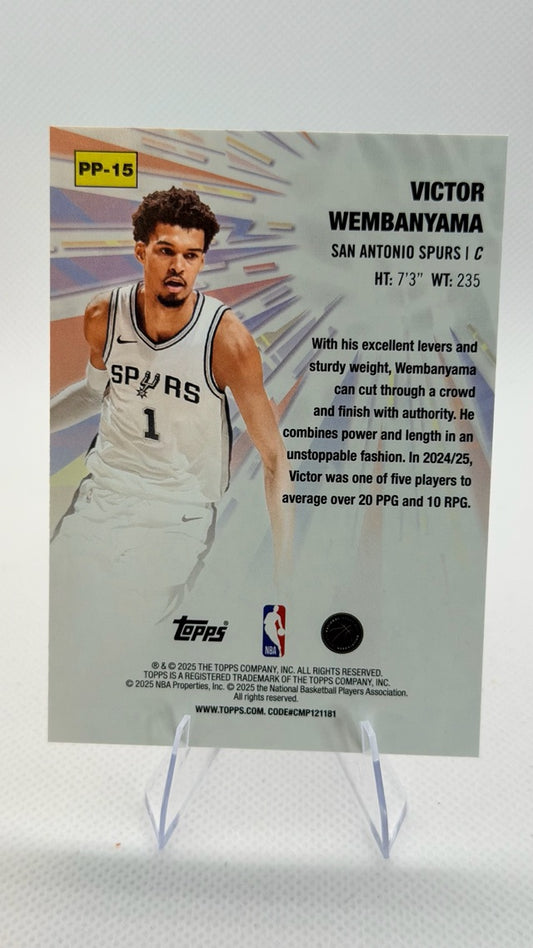 Victor Wembanyama 2025-26 Topps Power Players #PP-15 (front);Victor Wembanyama 2025-26 Topps Power Players #PP-15 (back)