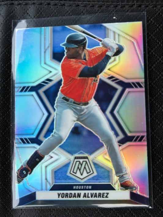 2022 Prizm Panini Mosaic - Silver Prizm | Yordan Alvarez