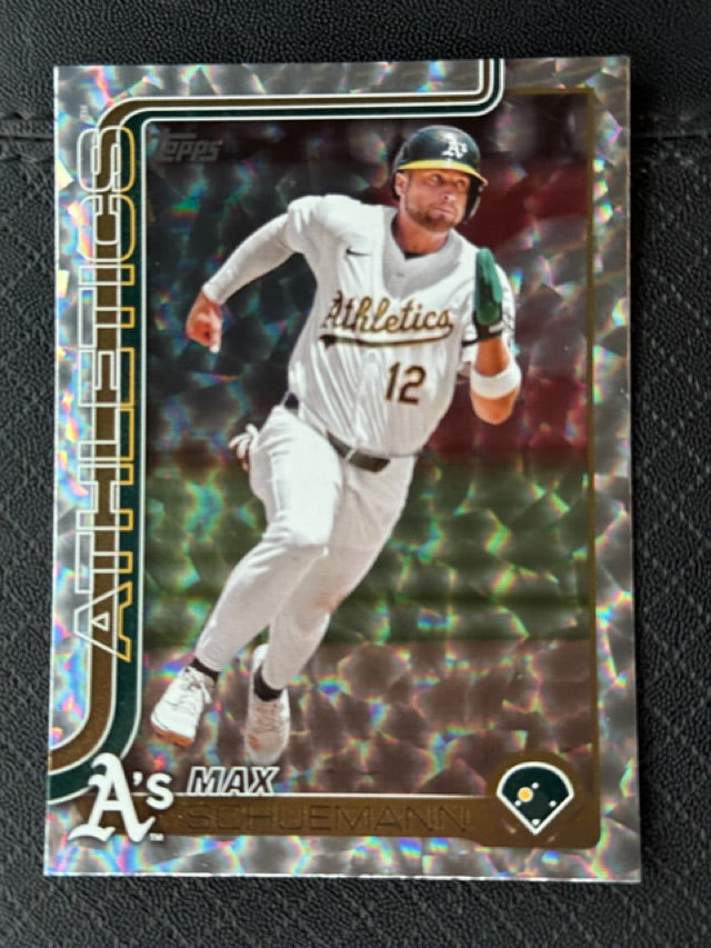 2025 Topps Silver Crackle Foilboard | Max Schuemann