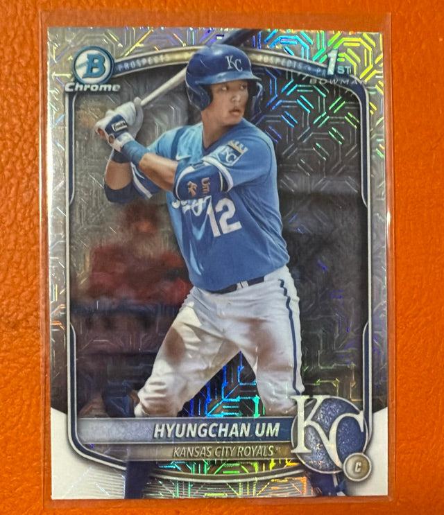 2025 Bowman Chrome Prospects Mega Refractor | Hyungchan Um