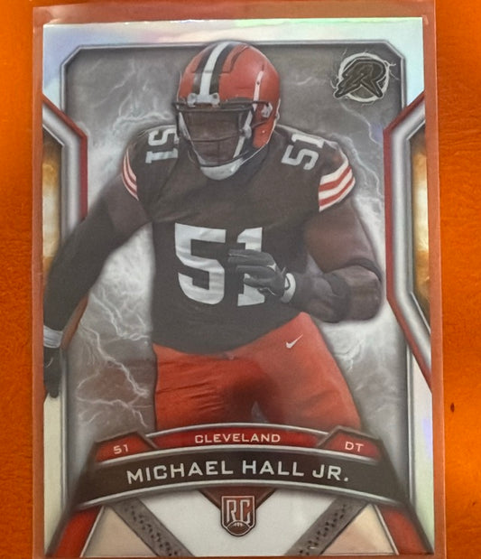 2024 Topps Resurgence - Refractor | Michael Hall Jr.