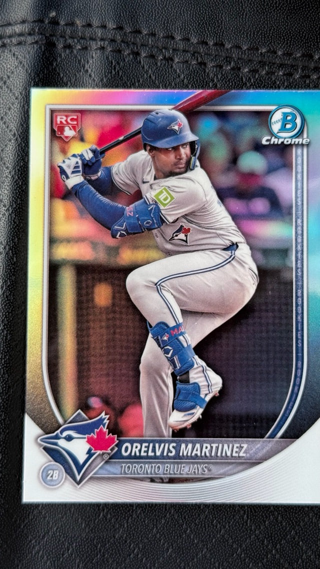 2025 Bowman Bowman Chrome Red Rookie Logo | Orelvis Martinez