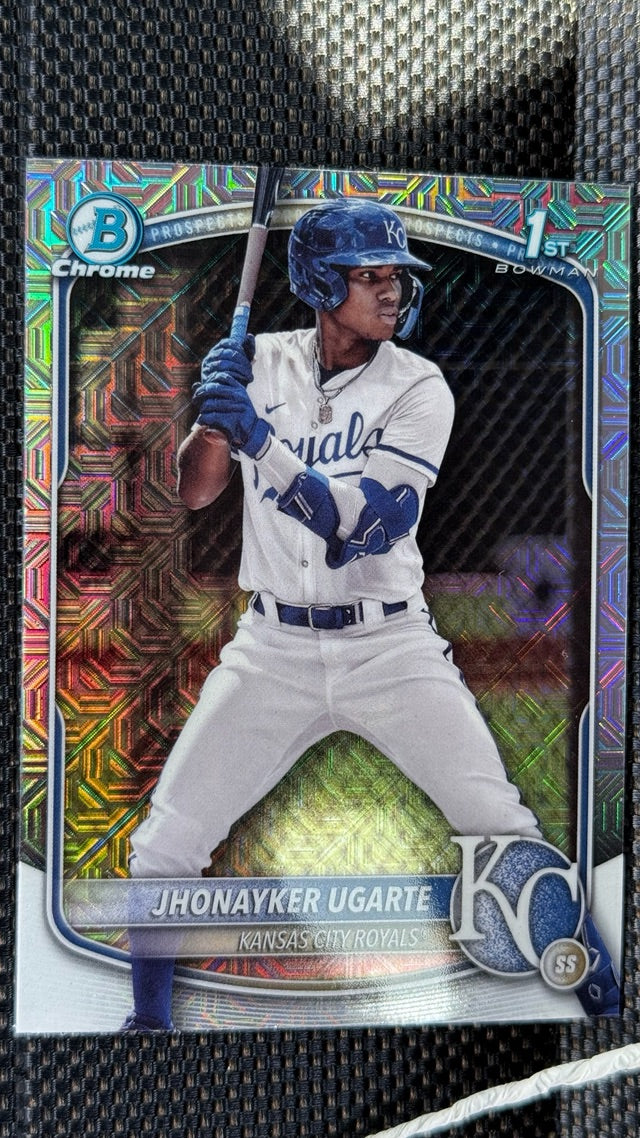 2025 Bowman Chrome Prospects Mojo Refractor | Jhonayker Ugarte