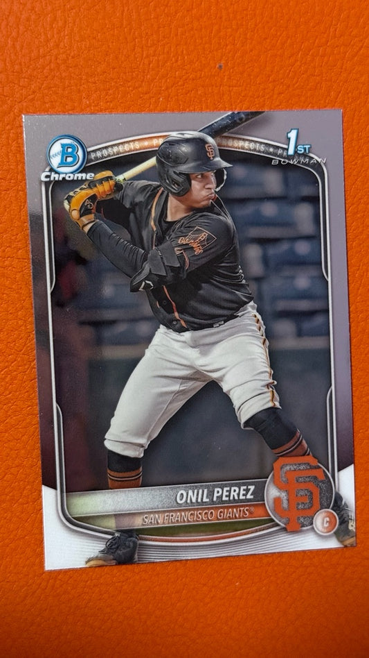 2025 Bowman Chrome Prospects | Onil Perez