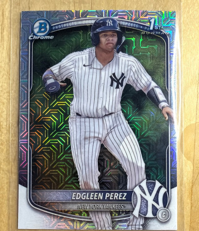 2025 Bowman Chrome Prospects X-Fractor | Edgleen Perez