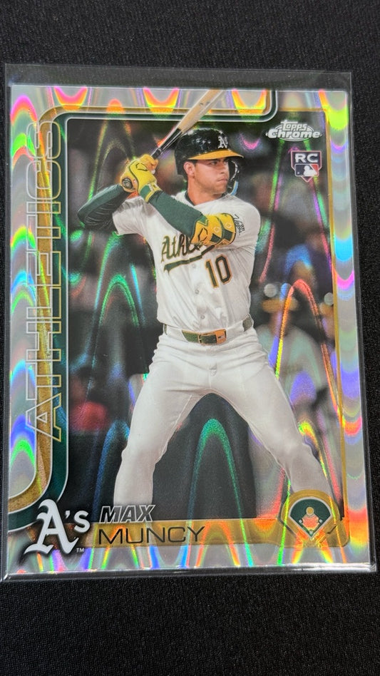 2025 Topps Chrome - Raywave Refractors | Max Muncy