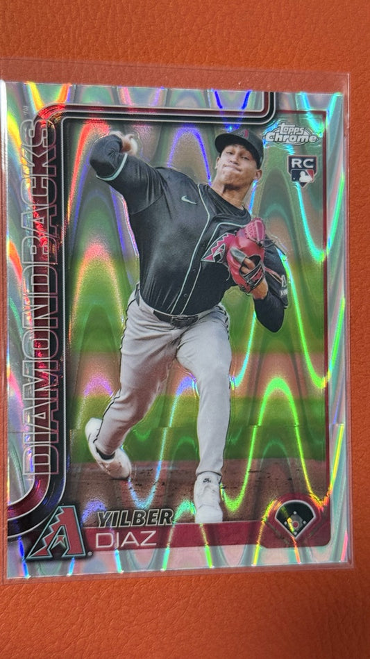 2025 Topps Chrome - Raywave Refractors | Yilber Diaz