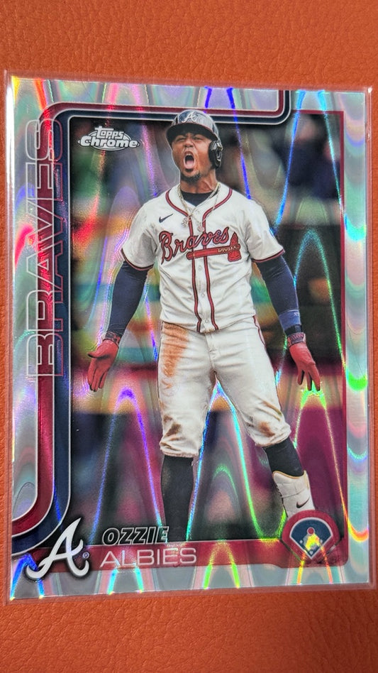 2025 Topps Chrome - Raywave Refractors | Ozzie Albies