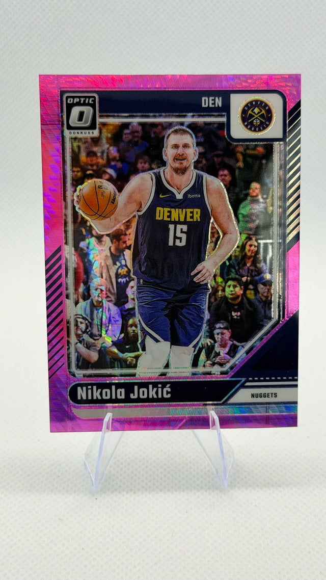 2024 Donruss Optic - Hyper Pink | Nikola Vucevic