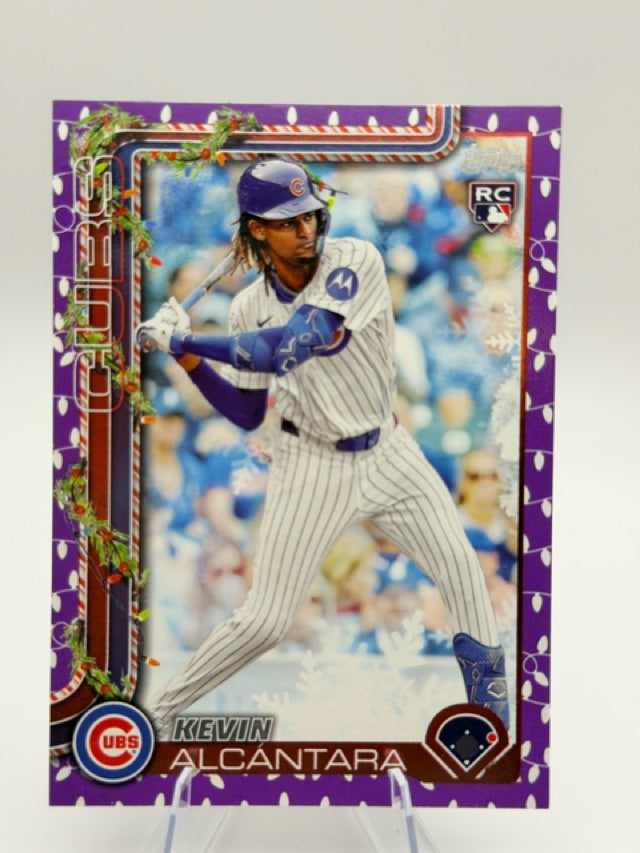 Kevin AlcÃ¡ntara 2025 Topps Topps Holiday #H109 (front);Kevin AlcÃ¡ntara 2025 Topps Topps Holiday #H109 (back)