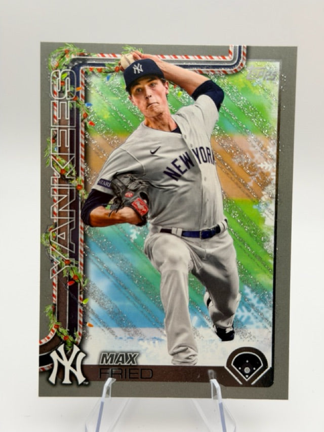 Max Fried 2025 Topps Topps Holiday #H119 (front);Max Fried 2025 Topps Topps Holiday #H119 (back)
